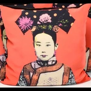Shanghai Tang Rare Pop Art Geisha Image Two Pillow Case Covers 100% Chinese Silk
